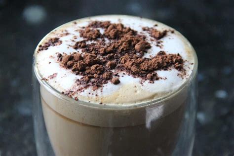 How to froth milk at home: the best ways | Fine Dining Lovers