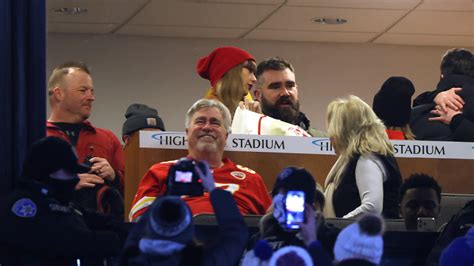 Jason Kelce Bowling Bowl Shot At Bills Tailgate Has Hilarious Backstory