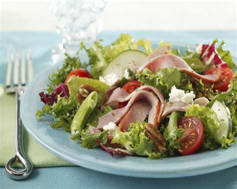 Chopped Salad with Ham and Goat Cheese - Pork Recipes - Pork Be Inspired