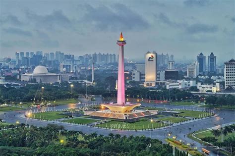 A historical monument in Jakarta, Monas, Indonesia Photo by: IG ...