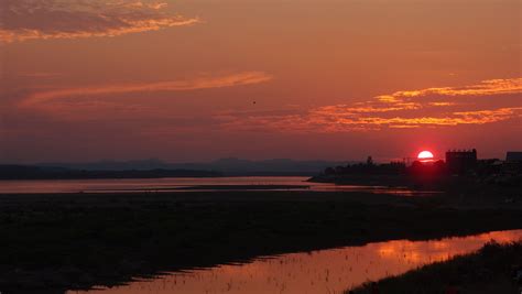 Perfect sunset on Mekong River at Vientiane, Laos. Taken at River Front. | Adventure travel ...