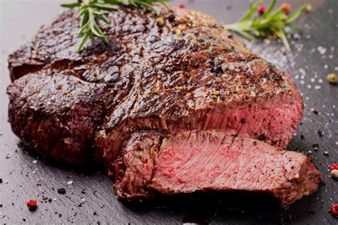 How to Cook Steak to Perfection - 5 Easy Methods | Man of Many