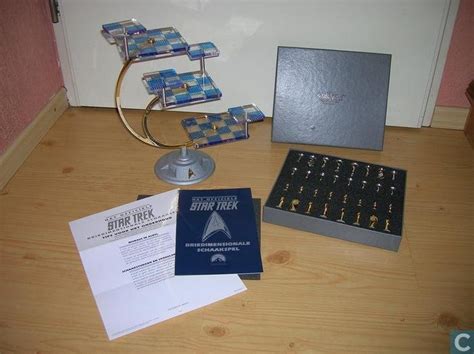 Star Trek - Franklin Mint - Three-dimensional chess game - With gilded and silvered chess pieces ...