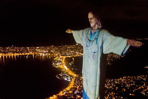 Rio de Janeiro Used Cutting-Edge Technology to Transform Its Giant Jesus Statue Into a Doctor to ...