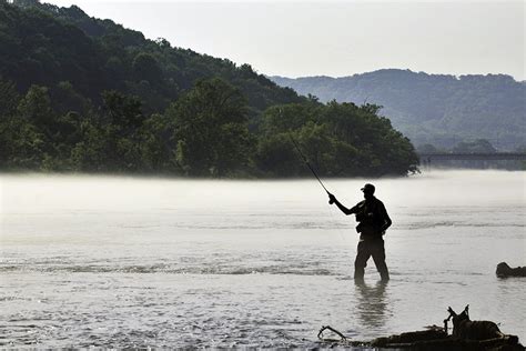 12 Top-Rated Fly Fishing Destinations in Tennessee | PlanetWare