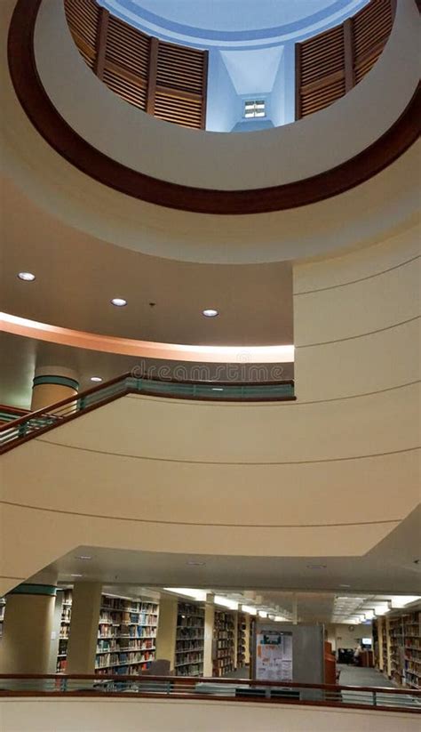 University of Oregon Knight Library Interior Stairway Atrium, Eugene, Oregon Editorial Stock ...