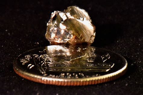 Visitor Finds 9-Carat Diamond at Crater of Diamonds State Park ...