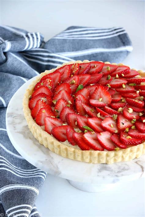 French Strawberry Tart with Pastry Cream — Del's cooking twist