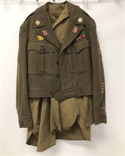 WW2 US Army Air Force 9th Engineer Command Sergeant E5 Uniform w/ Marksman Badge for Sale ...