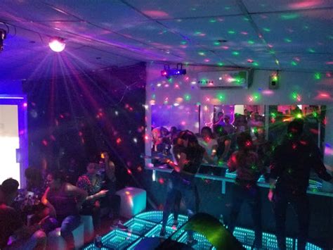 Best Karaokes In Private Rooms In San Salvador ※2024 TOP 10※ Bar near me