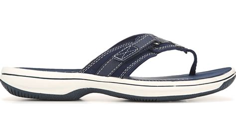 Clarks Women's Breeze Sea Cloudsteppers Flip Flop Sandal | Famous Footwear