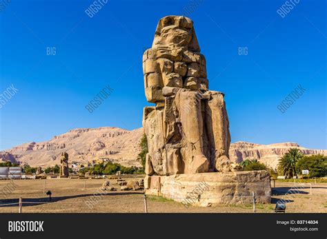 North Colossus Memnon Image & Photo (Free Trial) | Bigstock