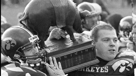 What is Floyd of Rosedale? History of Iowa-Minnesota pig trophy