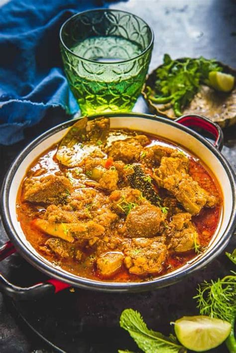 Indian Mutton Curry Recipe (Step by Step + Video) - Whiskaffair