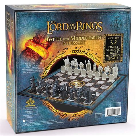 Lord of the Rings Chess Set - RetroFestive.ca