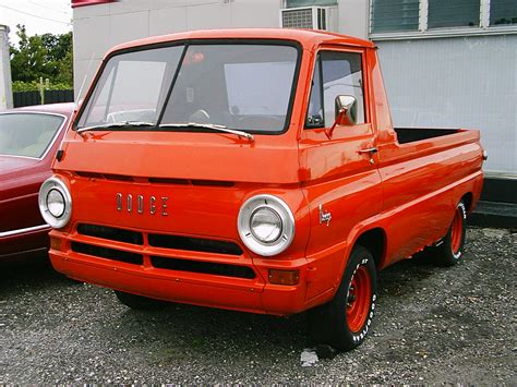 File:Dodge A100 COE pickup red.jpg - Wikimedia Commons