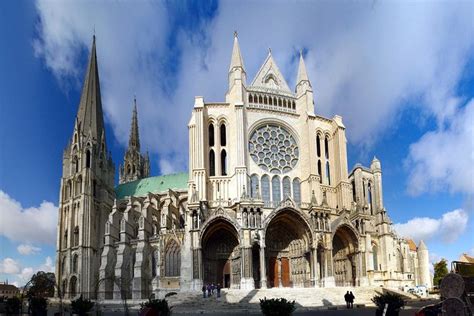 Chartres And Its Cathedral: 5-Hour Tour From Paris With Private Transport: Triphobo