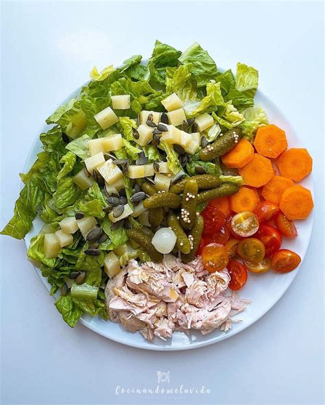 ENSALADA CON PEPINILLOS - COCINANDOMELAVIDA