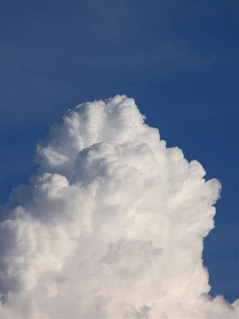 Big-White_Fluffy-Clouds__52056 | Big and White Fluffy Clouds… | Flickr