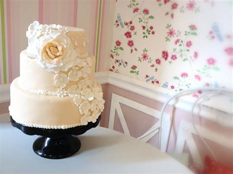 Victoria's Cakes: Curso de Tartas de Boda Vintage y Cupcakes Vintage. Vintage Wedding Cakes and ...