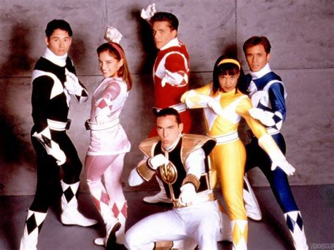 Power Rangers Movie Not a Reboot, Says Roberto Orci; Will Exist in Canon | Collider