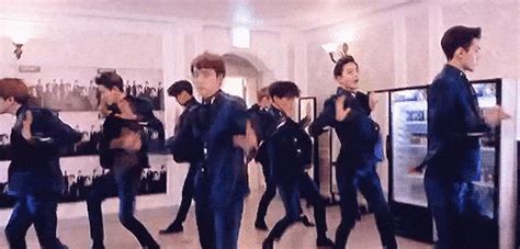 EXO Superpowers Hidden In Dances. Things You Haven't Noticed In EXO MVs - Kimchislap.com