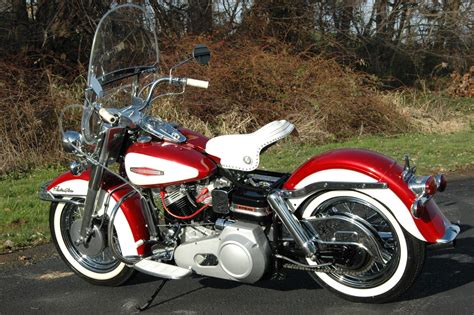 biker excalibur II: 1966 HARLEY DAVIDSON ELECTRA GLIDE FLH SHOVELHEAD by American classic motors