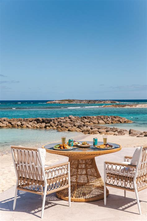 5 Reasons to stay at a Sandals Resort