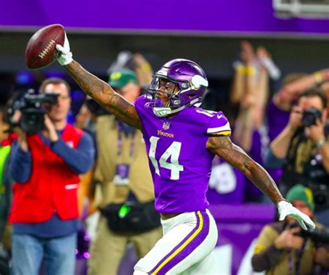 Vikings WR Stefon Diggs makes amazing game-winning TD catch, gives God the glory - Sports Spectrum