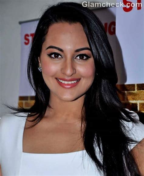 DIY: Sonakshi Sinha’s Daily Hair & Makeup Look — Indian Fashion