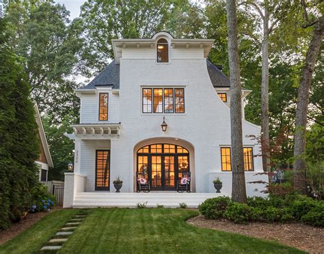 Unique Custom Home with a Transitional Style Façade and Sophisticated Interiors | iDesignArch ...