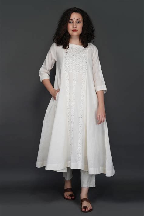 Buy Sufia White Cotton With Lurex Chikankari Hand Embroidered Kurta Online | Aza Fashions