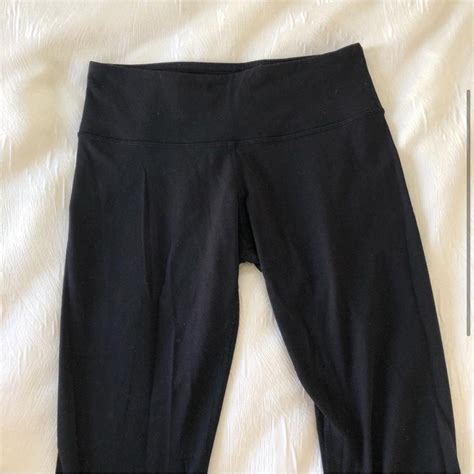 lululemon wunder under leggings mid-low rise... - Depop