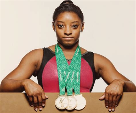 Simone Biles Biography - Facts, Childhood, Family Life & Achievements