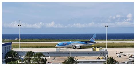 Curaçao International Airport (1) – Christelle Tavarez