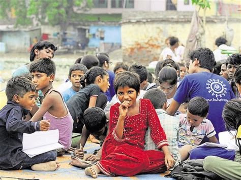 College students turn teachers to help Ghaziabad slum kids study ...