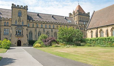 15 most expensive private schools in the UK | GoodtoKnow