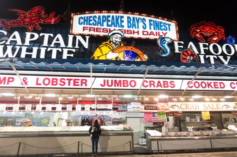 Captain White Seafood City Leaves The Wharf After Decades | DCist