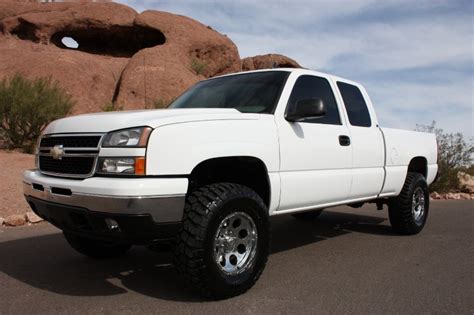 2005 Chevrolet Silverado 1500HD - Information and photos - MOMENTcar