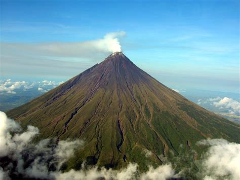 STYSKA - Somethings That You Should Know About: THE WORLD'S MOST PERFECT CONE VOLCANO