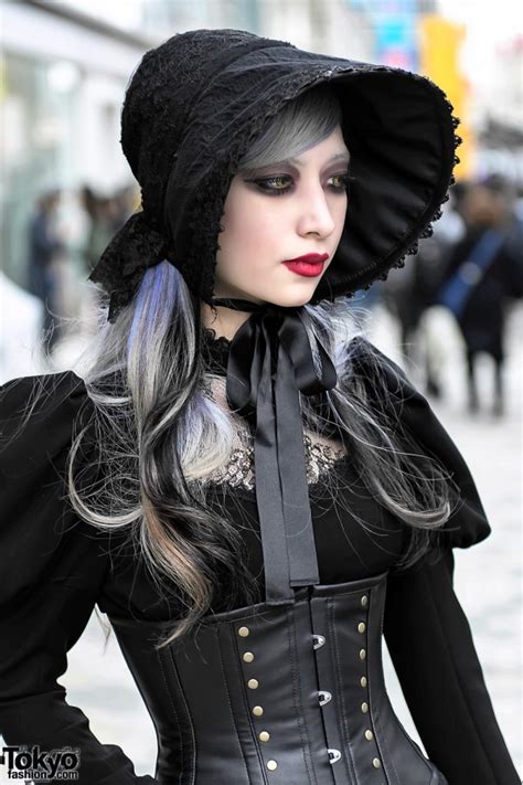 Harajuku Gothic Lace Street Style w/ Abilletage Corset & Vimoque – Tokyo Fashion