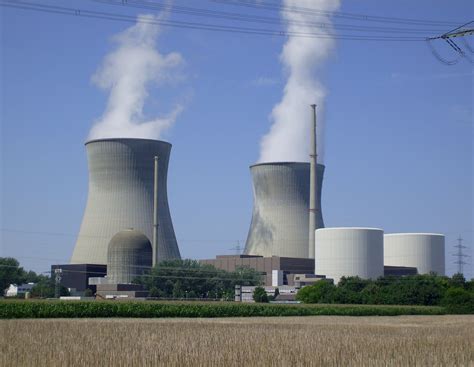 File:Gundremmingen Nuclear Power Plant.jpg - Wikimedia Commons