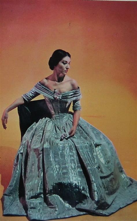 Maria Callas - Traviata Maria Callas, Singer Costumes, Singer Fashion ...