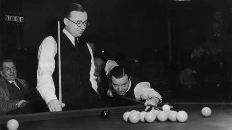 Crucible Gold: Centurion Fred Davis becomes oldest man to win match at ...