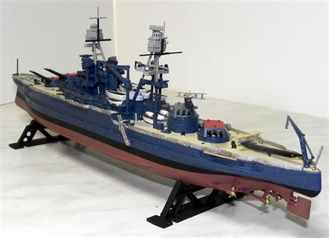 USS Arizona 1/426 Revell Kit