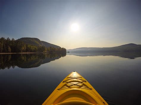 Kayaking on Lake George in New York : Kayaking