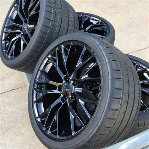 GM C7 Z06 Black Corvette Wheel & Michelin Tire Package