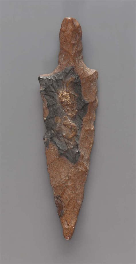 Arrowhead | Egyptian Predynastic Period, Faiyum Neolithic 5200–4000 B.C ...