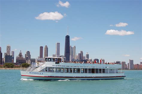 12 Best Boat Tours in Chicago | Essential Things to Do in Chicago