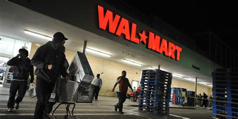 Walmart To Kick Off Black Friday At 6 P.M. On Thanksgiving Day (CORRECTION) | HuffPost